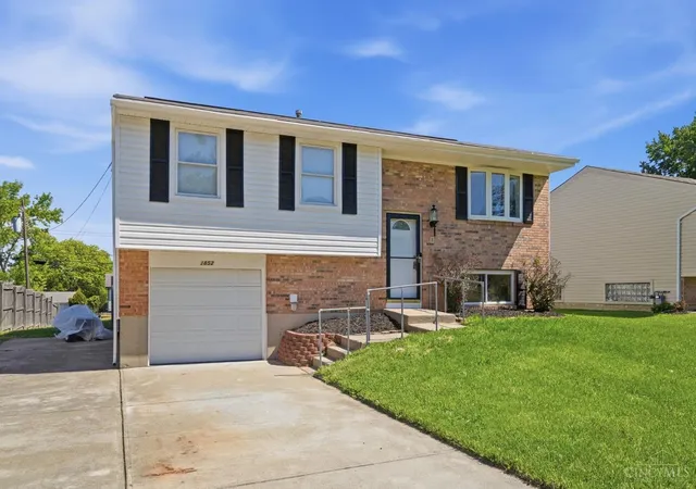 Homes for sale in Forest Park, OH | 1852 Lewiston Ct, Forest Park, OH 45240 | MLS# 1878940