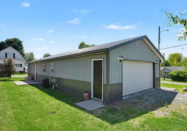 15th image of 412 Washington, Lynchburg, OH 45142 | MLS# 1878926