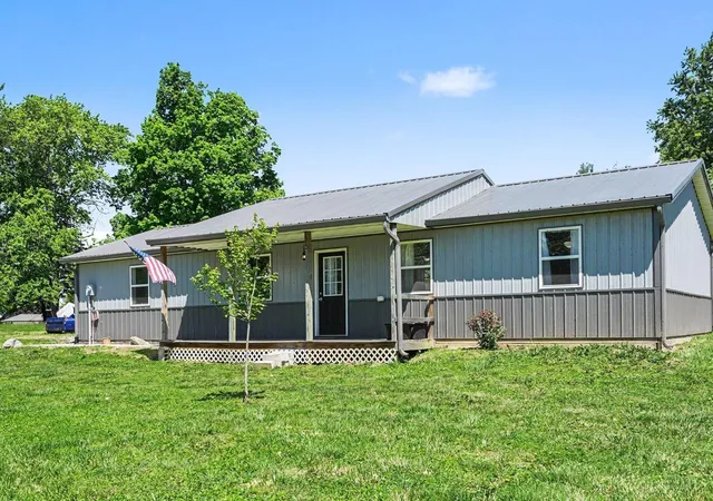 2nd image of 412 Washington, Lynchburg, OH 45142 | MLS# 1878926