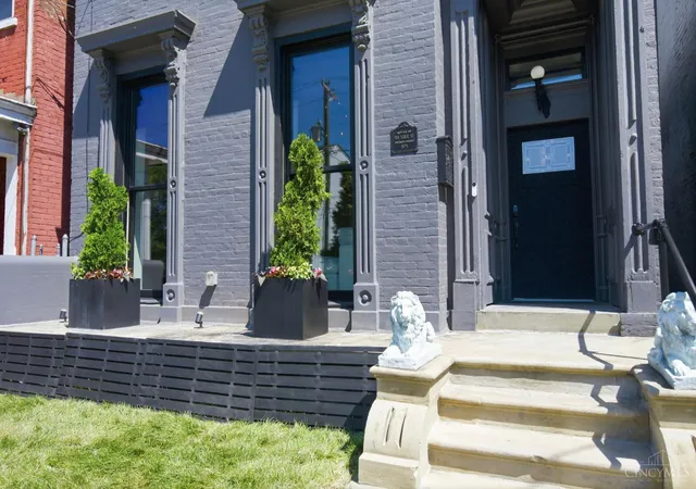 2nd image of 918 York St, Cincinnati, OH 45214 | MLS# 1878946