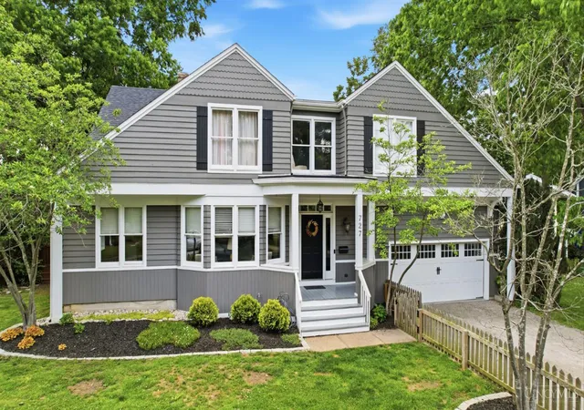 1st image of 727 Miami Ave, Terrace Park, OH 45174 | MLS# 1877676