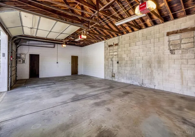Homes for sale in Cincinnati, OH | 5307 Ebersole Ave, Cincinnati, OH 45227 | MLS# 1879386