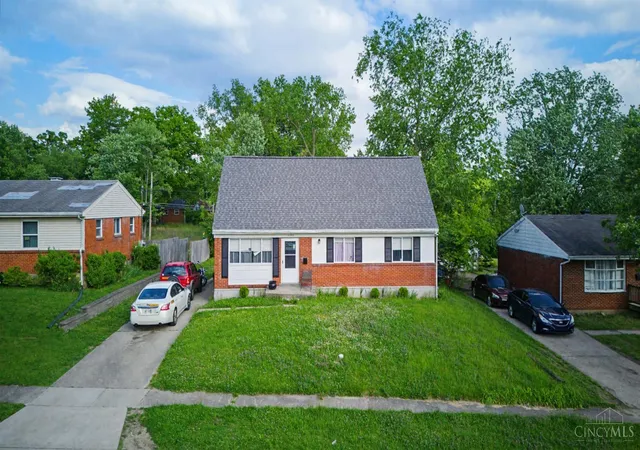 Photo 1 of Sale Pending at 10920 Crystalhill Ct, Cincinnati, OH 45240 | MLS# 1879497 | Listing updated on 2026-08-17