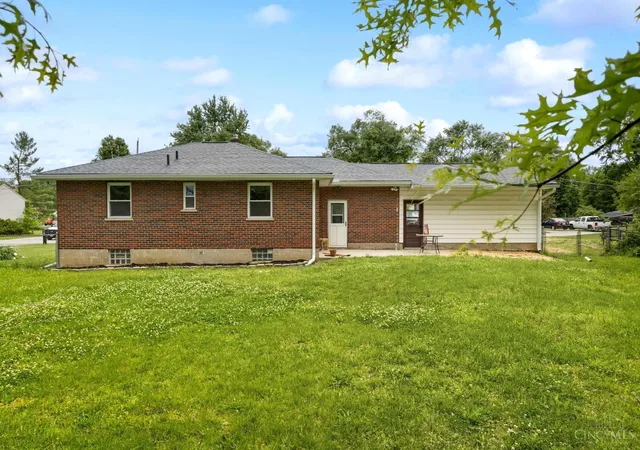 Homes for sale in Union Twp, OH | 836 Fayebanks Ln, Union Twp, OH 45245 | MLS# 1879553