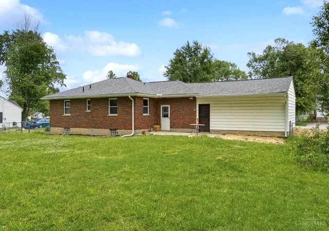 Homes for sale in Union Twp, OH | 836 Fayebanks Ln, Union Twp, OH 45245 | MLS# 1879553