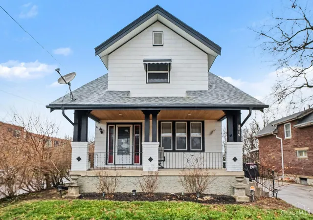 Homes for sale in Cincinnati, OH | 3519 Mchenry, Cincinnati, OH 45225 | MLS# 1879574