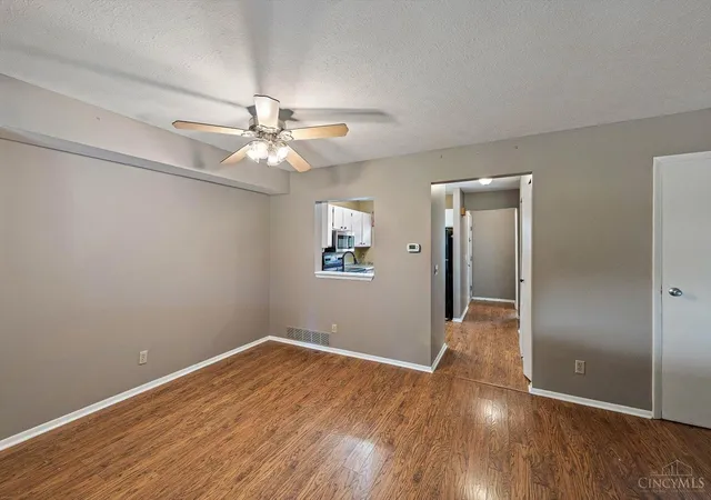 4th image of 4946 Columbia Cir, West Chester, OH 45011 | MLS# 1879712
