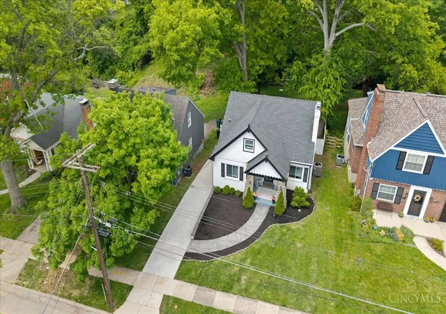 Homes for sale in Cincinnati, OH | 5913 Kimberly Ave, Cincinnati, OH 45213 | MLS# 1879762