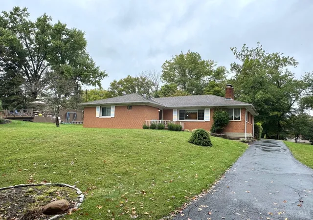 Homes for sale in Reading, OH | 2451 Hunt Rd, Reading, OH 45215 | MLS# 1879732