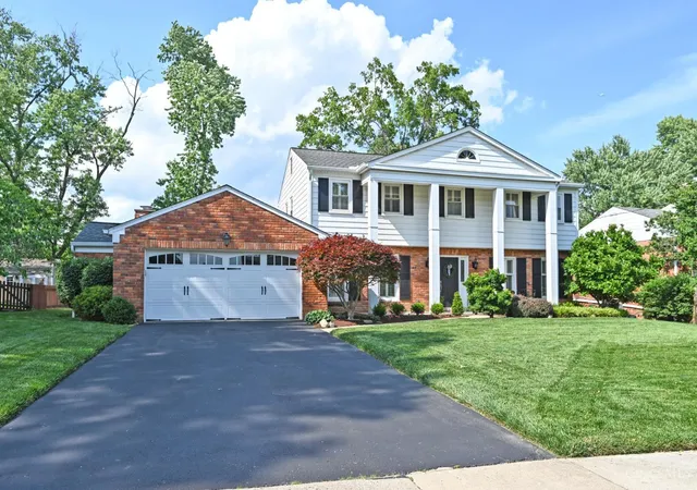 Homes for sale in Madeira, OH | 6453 Oldbarn Ct, Madeira, OH 45243 | MLS# 1879879