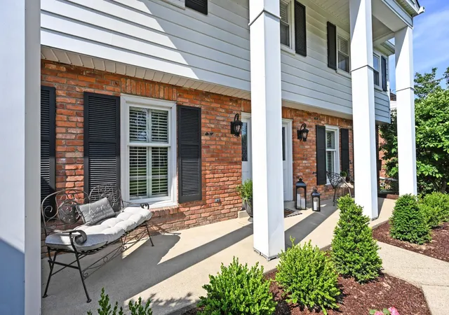Homes for sale in Madeira, OH | 6453 Oldbarn Ct, Madeira, OH 45243 | MLS# 1879879