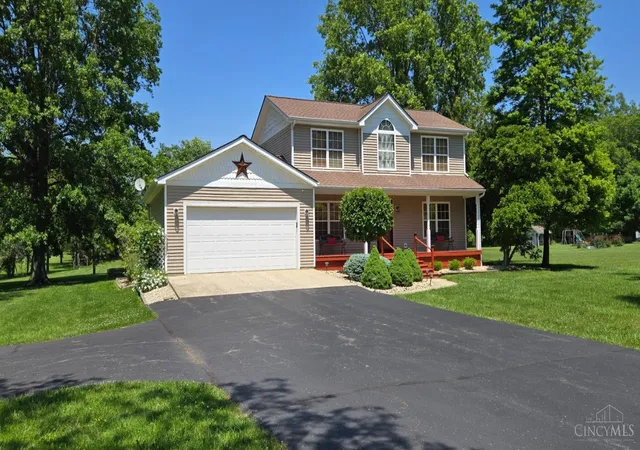 Homes for sale in Williamsburg, OH | 1537 Bardwell West Rd, Williamsburg, OH 45176 | MLS# 1879773