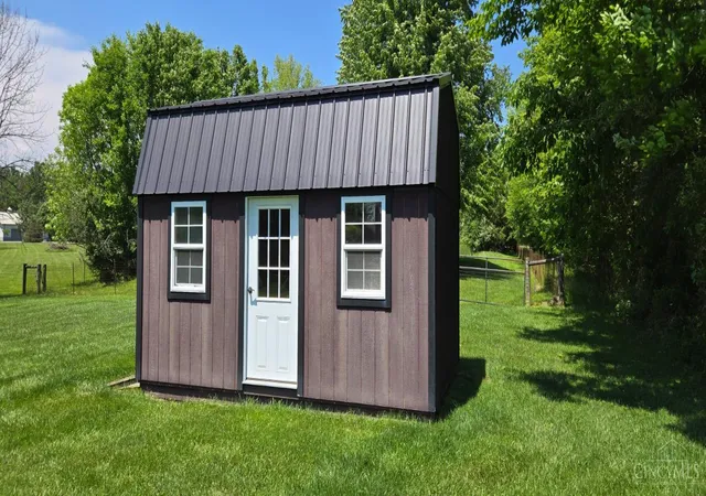 Homes for sale in Williamsburg, OH | 1537 Bardwell West Rd, Williamsburg, OH 45176 | MLS# 1879773