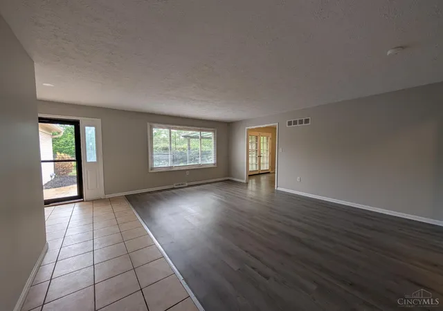 Homes for sale in West Chester, OH | 7244 Hollywood Dr, West Chester, OH 45069 | MLS# 1879947