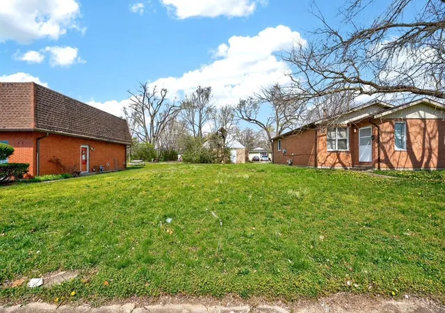 Homes for sale in Middletown, OH | 705 Eighteenth, Middletown, OH 45044 | MLS# 1879956