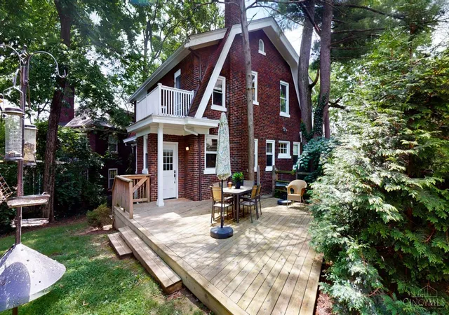 Homes for sale in Cincinnati, OH | 756 Clinton Springs Ave, Cincinnati, OH 45229 | MLS# 1879785