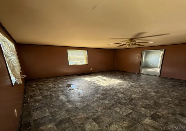 Photo 3 of Single family home for sale at 955 Simmons Ave, Lincoln Heights, OH 45215 | MLS# 1879822 | Listing updated on 2026-09-03