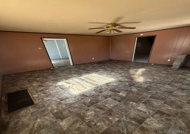 Photo 3 of Single family home for sale at 955 Simmons Ave, Lincoln Heights, OH 45215 | MLS# 1879822 | Listing updated on 2026-09-03