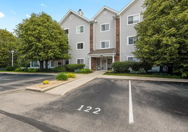 Homes for sale in Loveland, OH | 510 Carrington Ln #308, Loveland, OH 45140 | MLS# 1879837