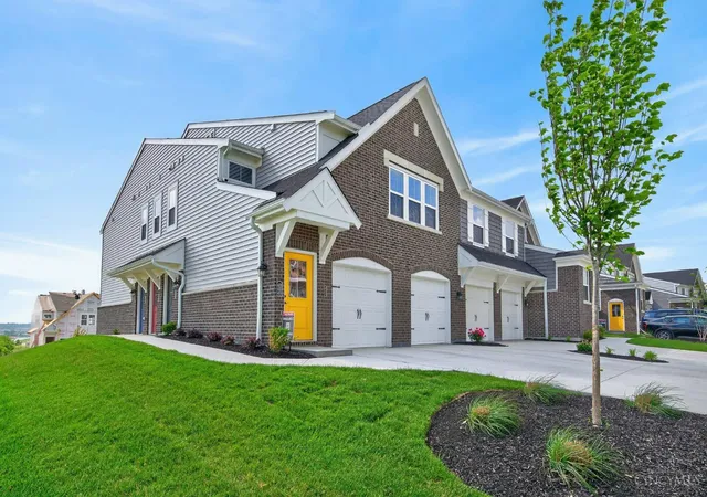 Homes for sale in Turtle Creek Twp, OH | 405 Bethpage Way, Turtle Creek Twp, OH 45036 | MLS# 1880004