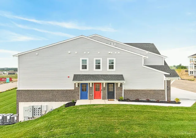 Homes for sale in Turtle Creek Twp, OH | 405 Bethpage Way, Turtle Creek Twp, OH 45036 | MLS# 1880004