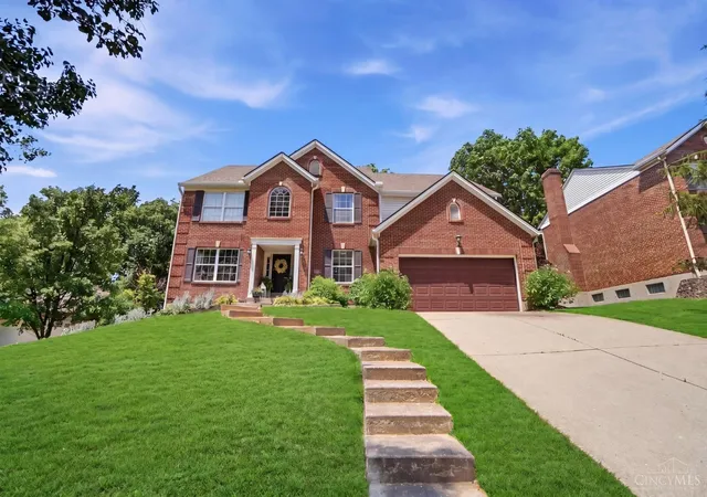 Homes for sale in Milford, OH | 225 W Stoneridge, Milford, OH 45150 | MLS# 1880011