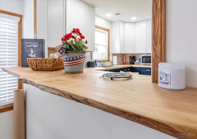 5th image of 10529 North Shore Rd, Hillsboro, OH 45133 | MLS# 1879917