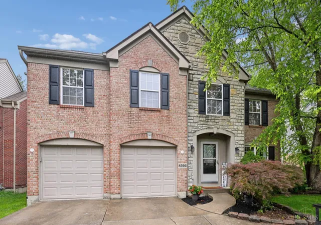Homes for sale in Anderson Twp, OH | 8592 Sunmont Dr, Anderson Twp, OH 45255 | MLS# 1880029