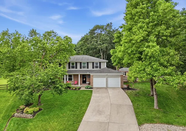 Photo 1 of Single Family Residence at 9045 Fields Dr, Mason, OH 45040 | MLS# 1880079 | | Sold on 2026-07-01