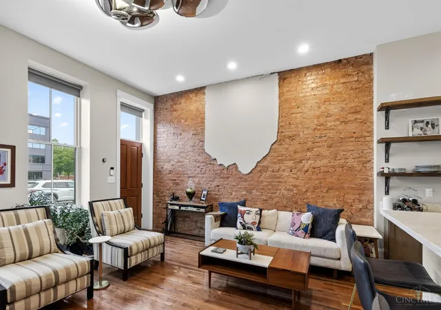 4th image of 1008 Elm St, Cincinnati, OH 45202 | MLS# 1879463