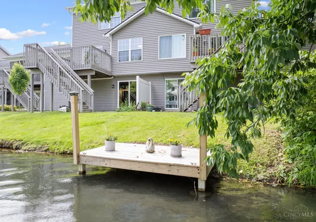 2nd image of 732 Stoneharbor Ln, Hamilton Twp, OH 45039 | MLS# 1880125