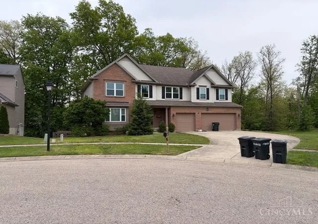 1st image of 1076 Oak Forest Dr, Morrow, OH 45152 | MLS# 1879949