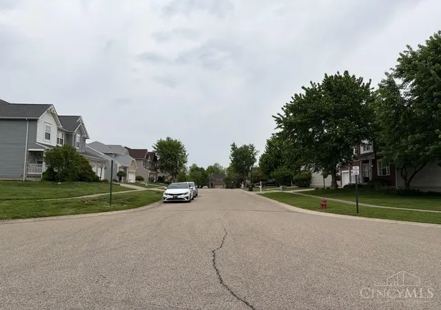 30th image of 1076 Oak Forest Dr, Morrow, OH 45152 | MLS# 1879949