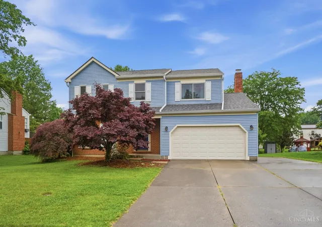 Homes for sale in Sycamore Twp, OH | 7979 Fawncreek Dr, Sycamore Twp, OH 45249 | MLS# 1880347
