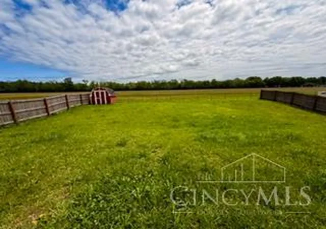 Homes for sale in Franklin Twp, OH | 7332 Country Walk, Franklin Twp, OH 45005 | MLS# 1880372