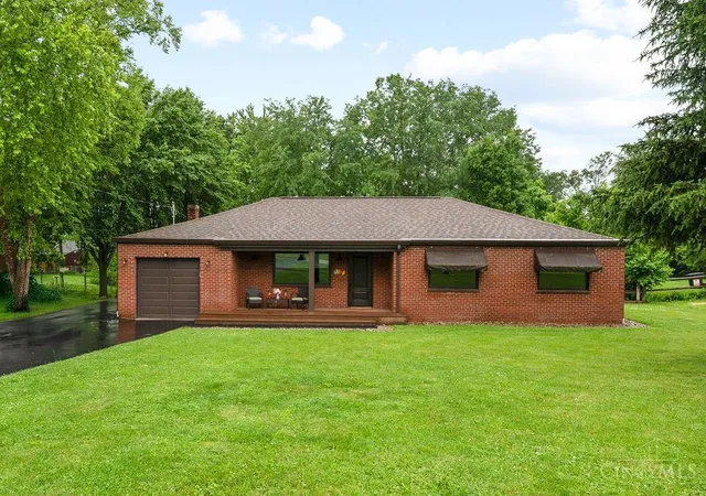 1st image of 423 Kings Mills Rd, Mason, OH 45040 | MLS# 1880380