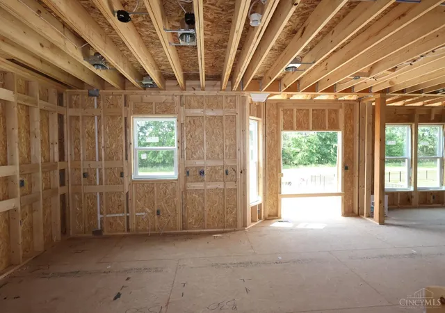 Photo 3 of Sale Pending at 1765 Goldfinch Ln #75, Miami Twp, OH 45150 | MLS# 1880404 | Listing updated on 2026-08-19