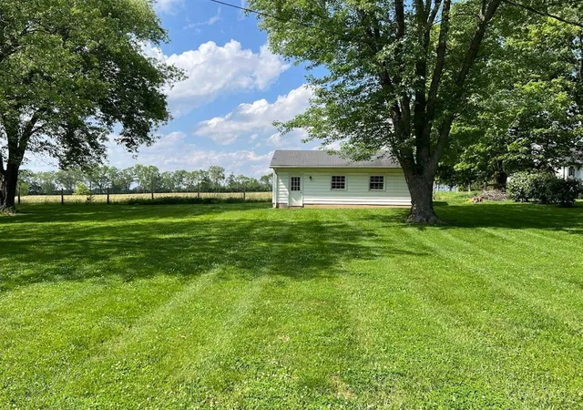 Homes for sale in Monroe, OH | 7180 Carson Rd, Monroe, OH 45044 | MLS# 1880319