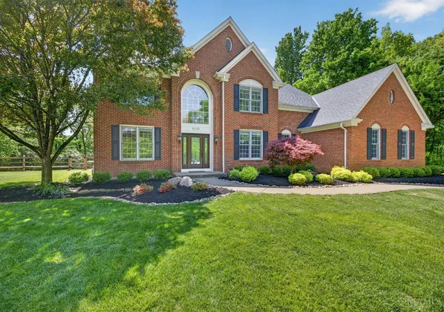 Homes for sale in Anderson Twp, OH | 8105 Wycliffe Dr, Anderson Twp, OH 45244 | MLS# 1880152