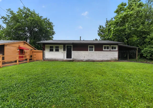 Homes for sale in Colerain Twp, OH | 2655 Niagara St, Colerain Twp, OH 45231 | MLS# 1880281