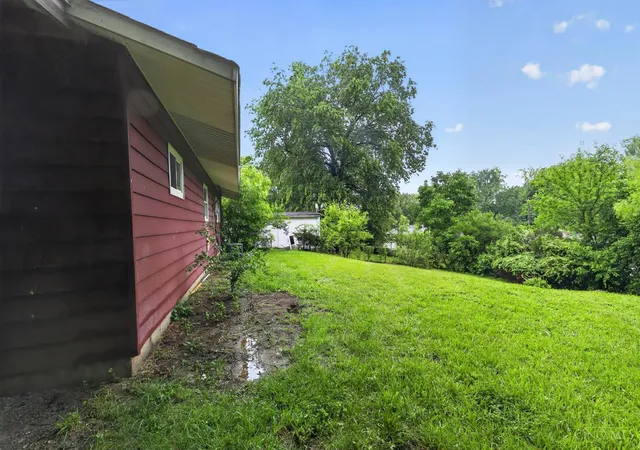 Homes for sale in Colerain Twp, OH | 2655 Niagara St, Colerain Twp, OH 45231 | MLS# 1880281