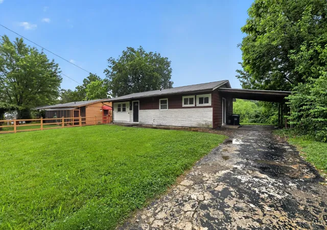 Homes for sale in Colerain Twp, OH | 2655 Niagara St, Colerain Twp, OH 45231 | MLS# 1880281