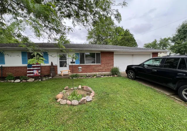 1st image of 304 Sunset Dr, New Carlisle, OH 45344 | MLS# 1880503