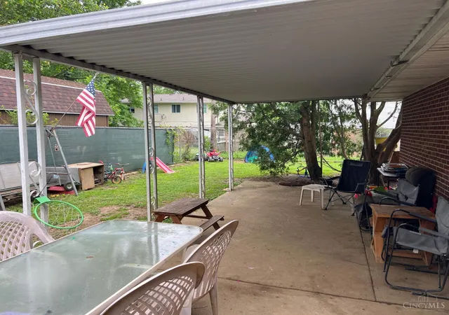 20th image of 304 Sunset Dr, New Carlisle, OH 45344 | MLS# 1880503