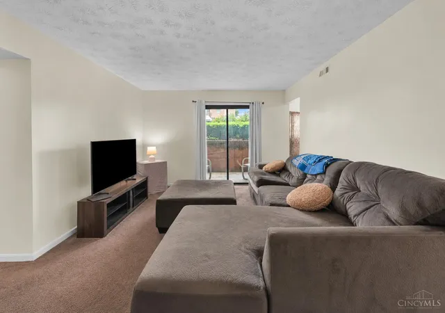 3rd image of 34 Providence Dr #28, Fairfield, OH 45014 | MLS# 1879950