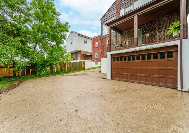 Listing Photo 5 - Condo for sale in building located at 5612 Colerain Ave, Cincinnati, OH 45239