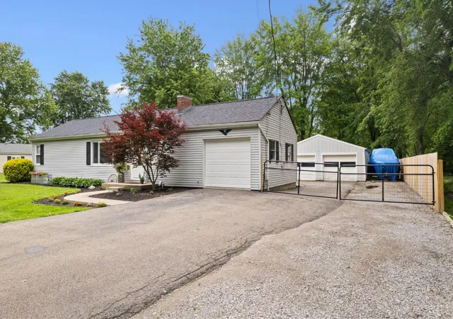 Homes for sale in Batavia, OH | 2671 Herold Rd, Batavia, OH 45103 | MLS# 1879551