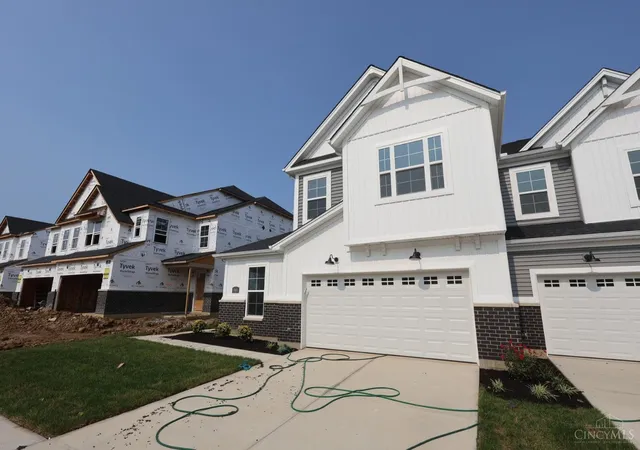 Photo 2 of Single family home for sale at 7951 Monet Dr #044, Mason, OH 45040 | MLS# 1880827 | Listing updated on 2026-09-14