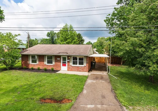Homes for sale in Sycamore Twp, OH | 8075 Queens Ave, Sycamore Twp, OH 45236 | MLS# 1879383