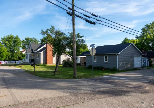 Homes for sale in Goshen, OH | 6747 Plum St, Goshen, OH 45122 | MLS# 1880935